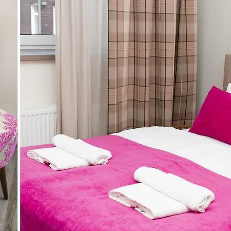 Dom Mlynarza Szálloda