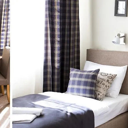 Dom Mlynarza Szálloda *