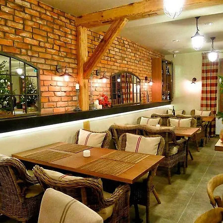 Dom Mlynarza * Żukczyn