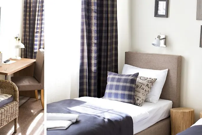 Dom Mlynarza Hotel *